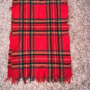 EUC Red Wool Scarf; Approx 38”x9”